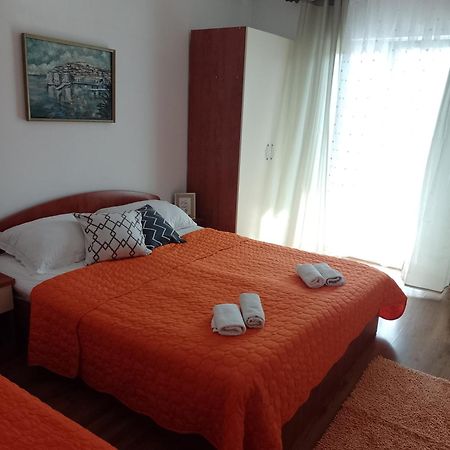 Apartman Mare Дрвеник Екстер'єр фото